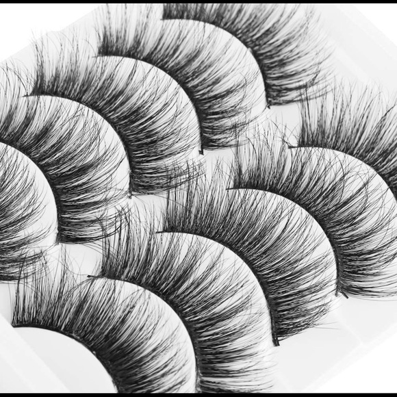 Lashes - Picture 2 of 4